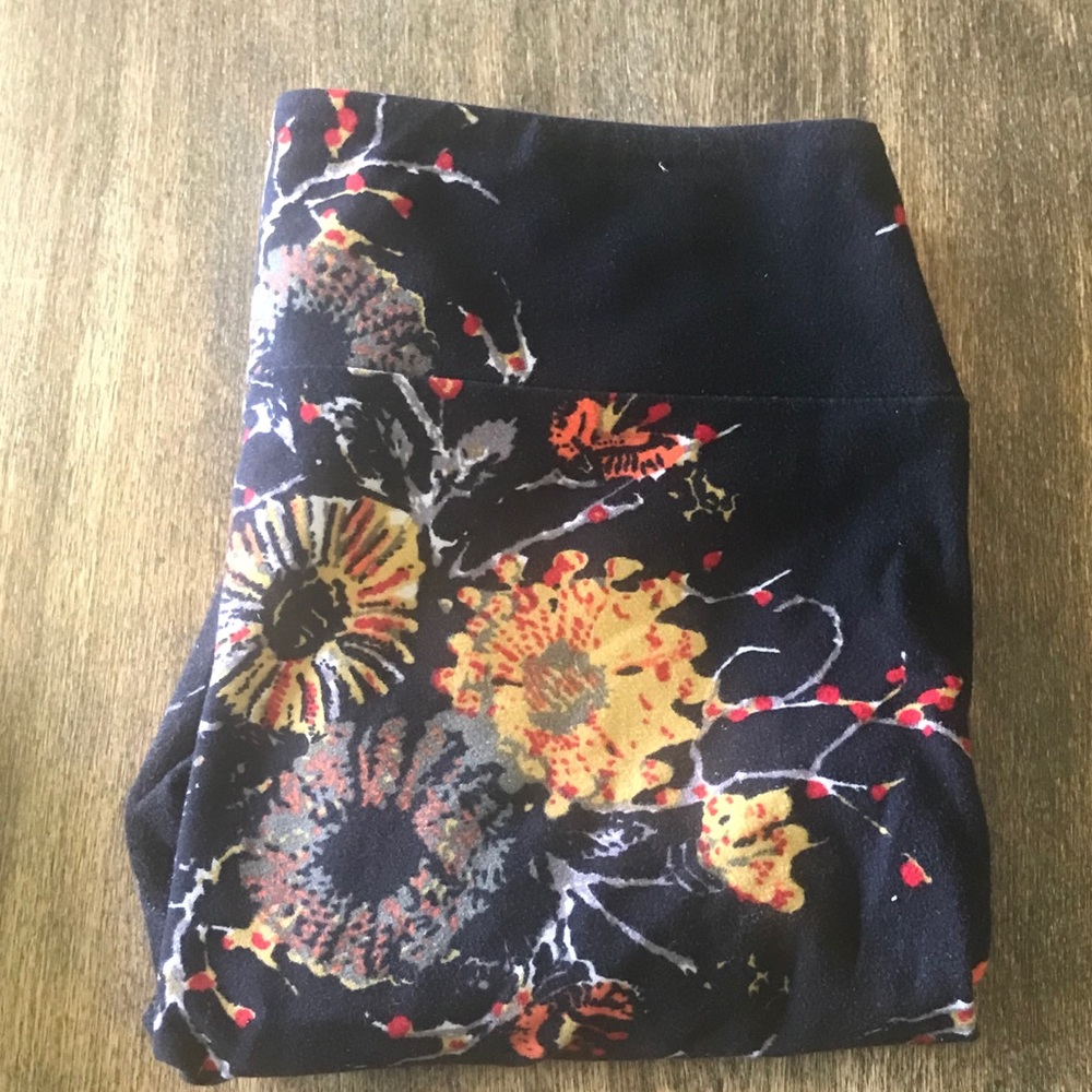 Lularoe OS Floral Leggings